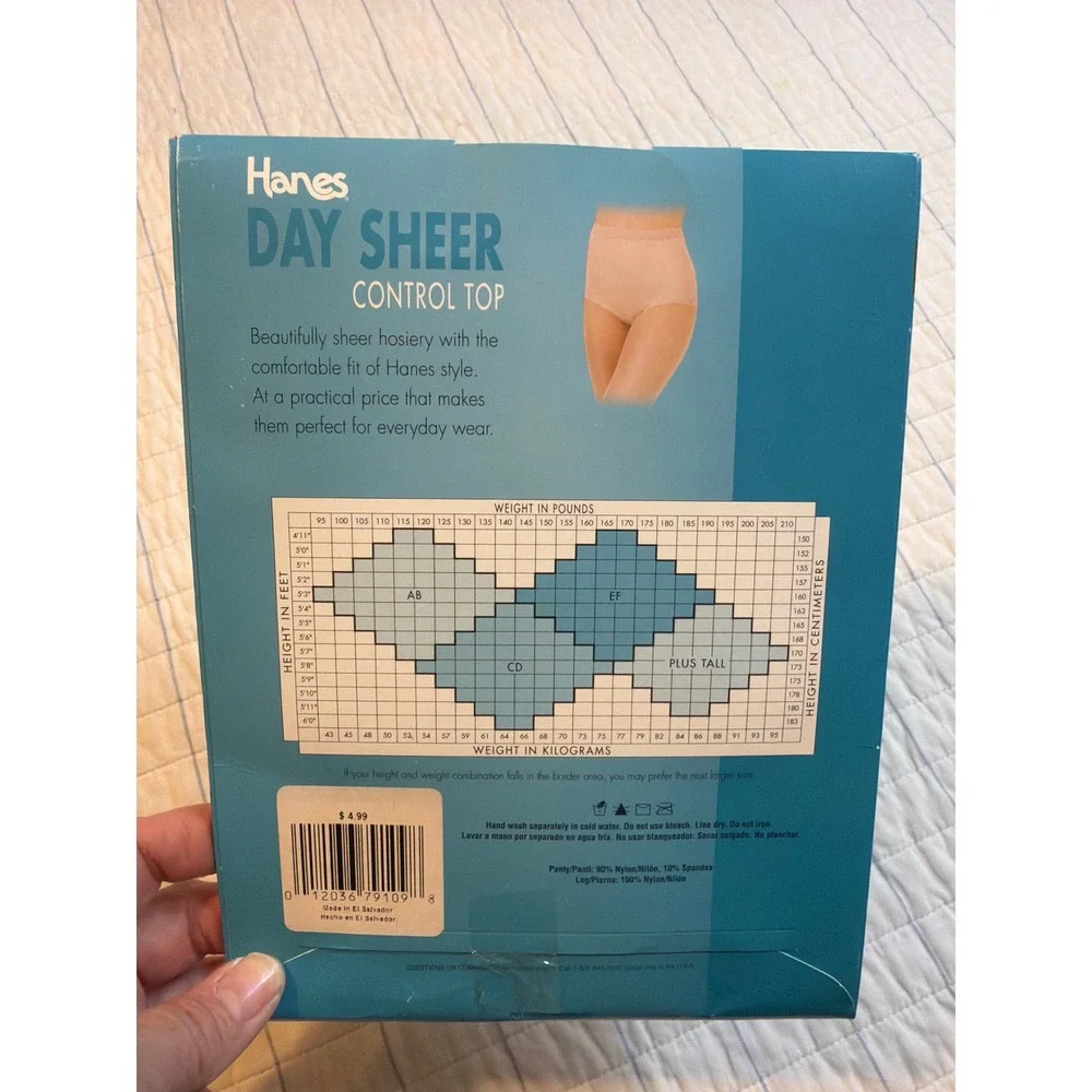 Hanes Day Sheer Control Top Pantyhose 2 Pair Value Pack Sandalfoot Size CD OG098